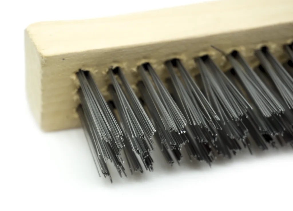 Wire Scratch Brush with Curved Handle - Carbon Steel