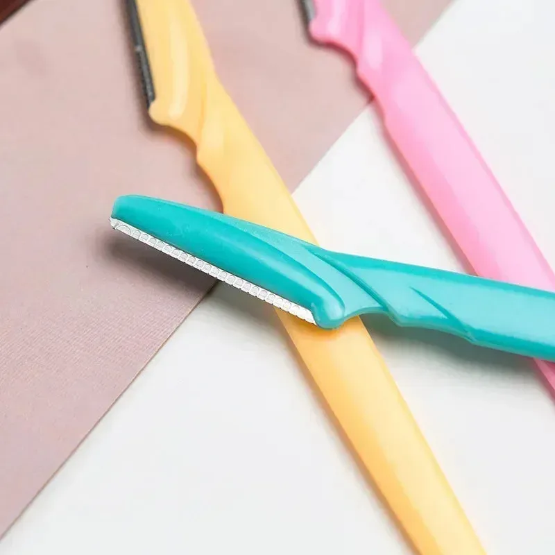 Yeknu 1/3/5Pcs Eyebrow Trimmer New Safe Eyebrow Scraper Eyebrow Knife for Female Novice Student Girl Face Razor Face Hair Remover